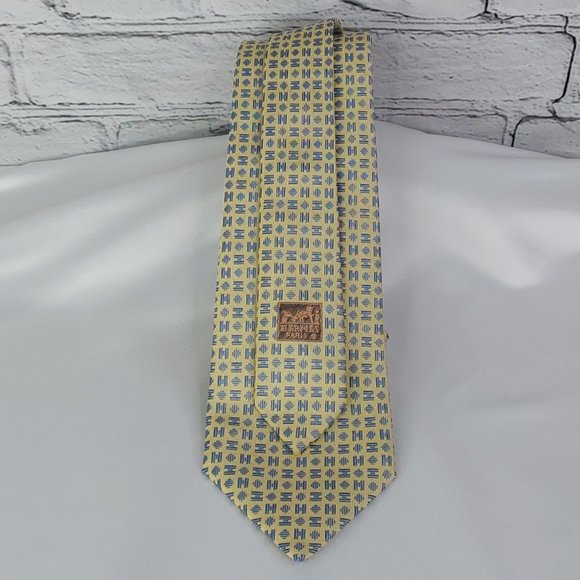 Hermes Other - 'HERMES' 'LOEWEII ELDERM'  NASH ITERIOR IMBOSSE PRUSSIAN SILK MONOGRAM TIE